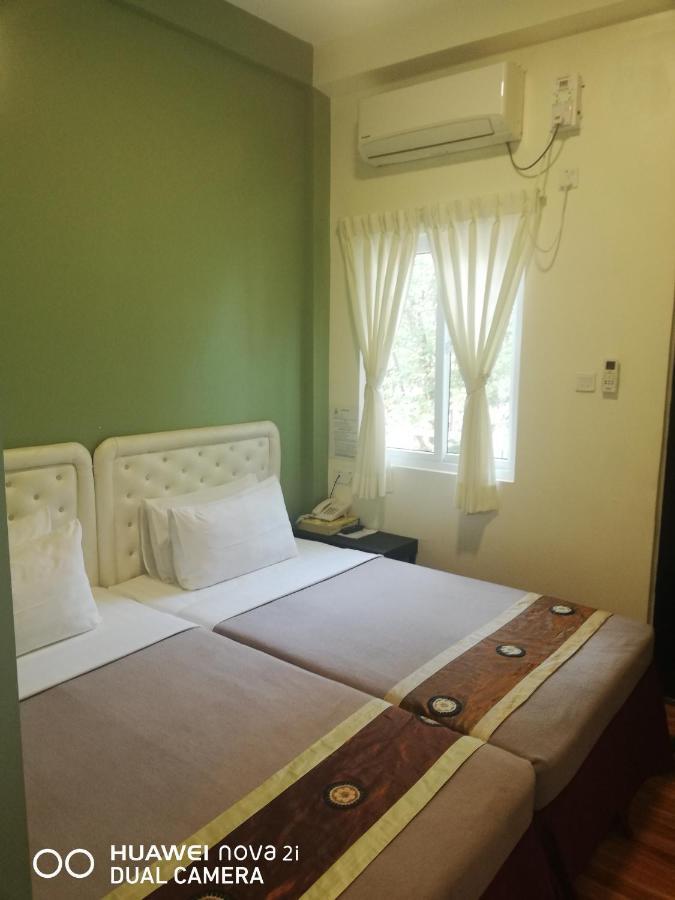 Supreme Hotel Rangun Zewnętrze zdjęcie
