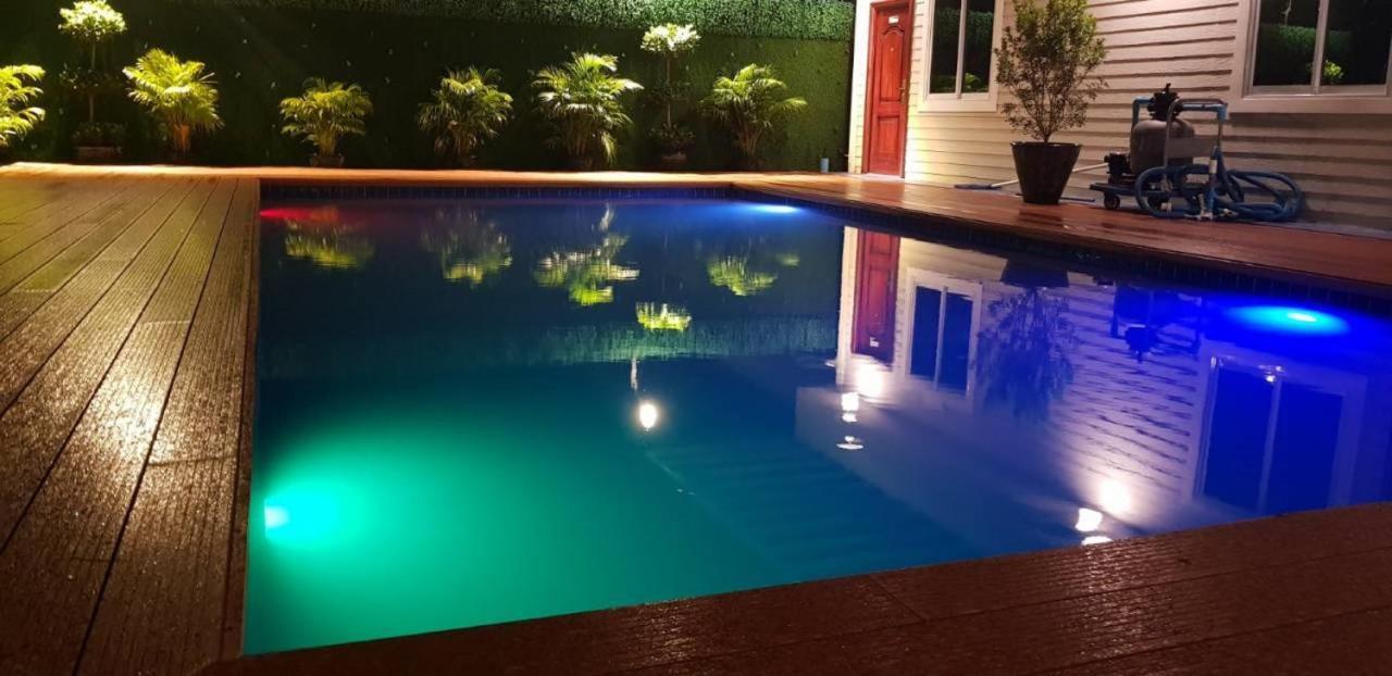 Supreme Hotel Rangun Zewnętrze zdjęcie
